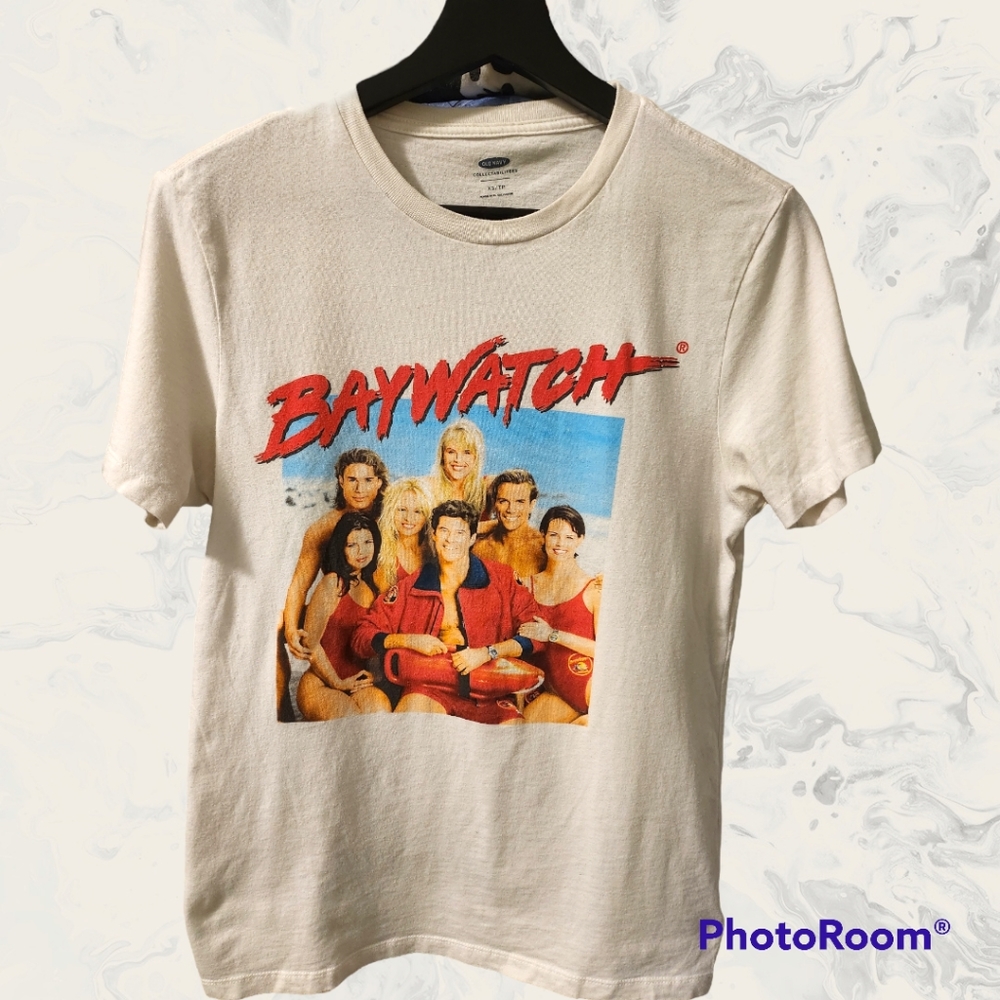Baywatch! Graphic Tee Old Navy Collectabilitees Size XS ⛱️ 🏊‍♂️